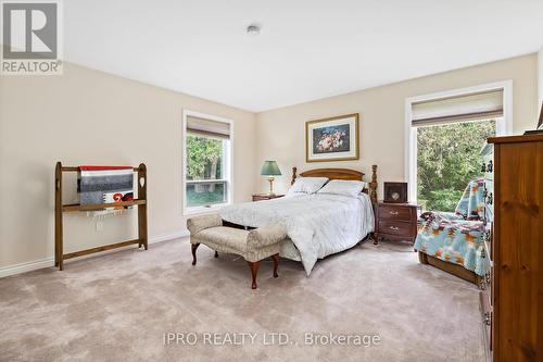 307254 Hockley Road, Mono, ON - Indoor Photo Showing Bedroom