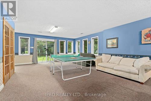 307254 Hockley Road, Mono, ON - Indoor Photo Showing Other Room