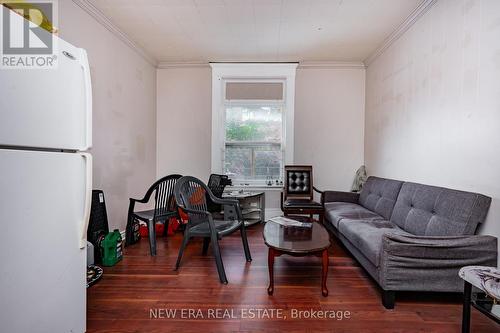 265 Sherbrooke Street, Peterborough (Downtown), ON - Indoor Photo Showing Living Room