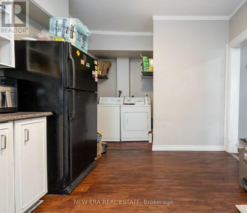 265 Sherbrooke Street, Peterborough (Downtown), ON - Indoor Photo Showing Laundry Room