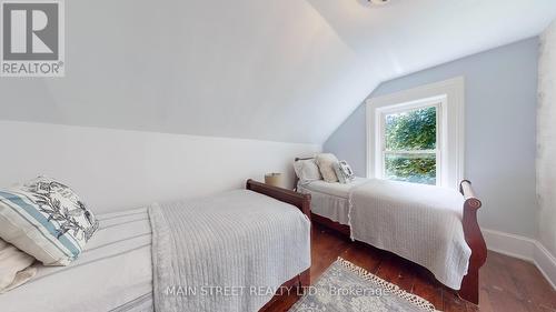 126 King Street, Kawartha Lakes (Woodville), ON - Indoor Photo Showing Bedroom