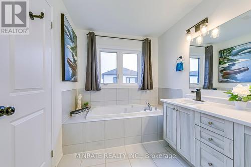 47 Freedom Crescent, Hamilton, ON - Indoor Photo Showing Bathroom