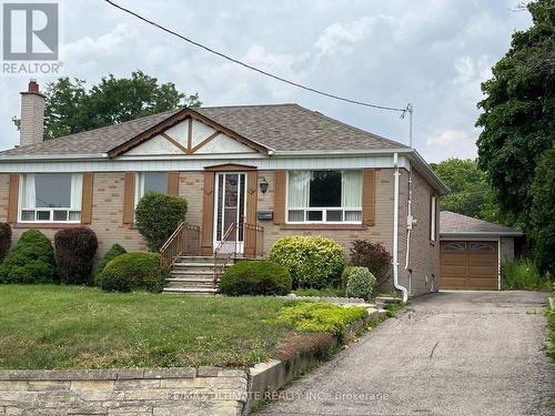 14 Hawkins Drive, Toronto (Brookhaven-Amesbury), ON - Outdoor With Facade