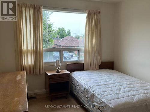 14 Hawkins Drive, Toronto (Brookhaven-Amesbury), ON - Indoor Photo Showing Bedroom