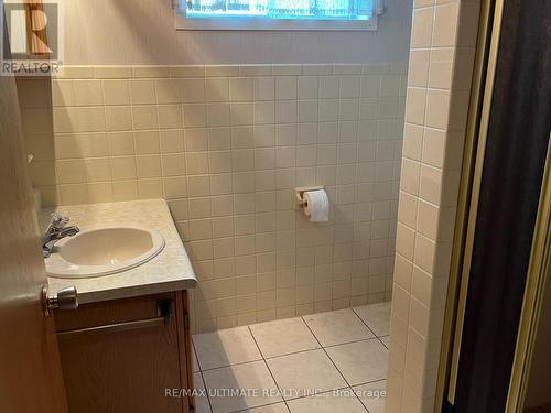 14 Hawkins Drive, Toronto (Brookhaven-Amesbury), ON - Indoor Photo Showing Bathroom