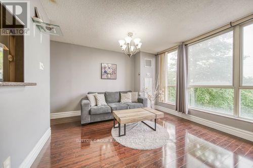 307 - 2901 Kipling Avenue, Toronto (Mount Olive-Silverstone-Jamestown), ON - Indoor Photo Showing Living Room