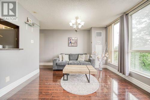 307 - 2901 Kipling Avenue, Toronto (Mount Olive-Silverstone-Jamestown), ON - Indoor Photo Showing Living Room