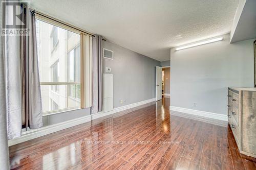 307 - 2901 Kipling Avenue, Toronto, ON - Indoor Photo Showing Other Room