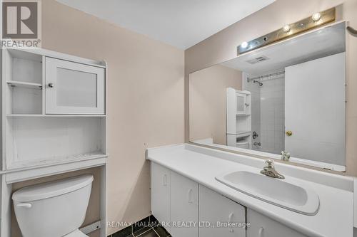 505 - 2901 Kipling Avenue, Toronto (Mount Olive-Silverstone-Jamestown), ON - Indoor Photo Showing Bathroom