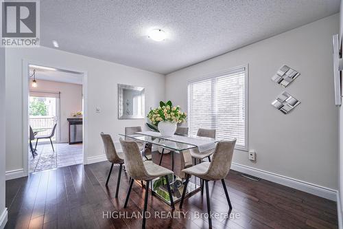 3193 Bunkerhill Place, Burlington, ON - Indoor Photo Showing Dining Room