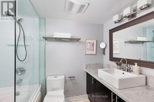 703 - 250 Manitoba Street, Toronto, ON - Indoor Photo Showing Bathroom