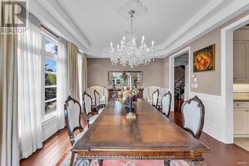 123 Carisbrooke Circle, Aurora (Bayview Southeast), ON - Indoor Photo Showing Dining Room