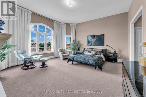 123 Carisbrooke Circle, Aurora (Bayview Southeast), ON - Indoor