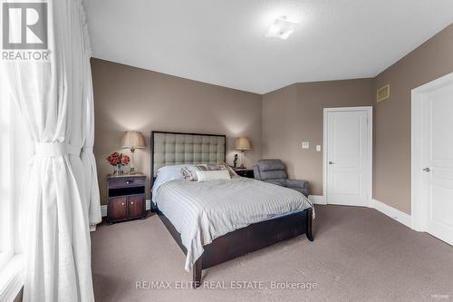 123 Carisbrooke Circle, Aurora (Bayview Southeast), ON - Indoor Photo Showing Bedroom