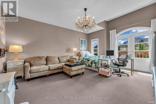 123 Carisbrooke Circle, Aurora (Bayview Southeast), ON - Indoor