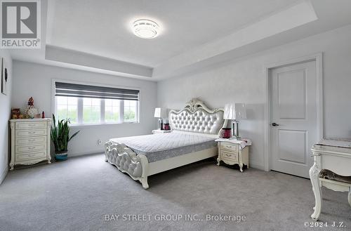 42 Marlene Johnston Drive, East Gwillimbury (Holland Landing), ON - Indoor Photo Showing Bedroom