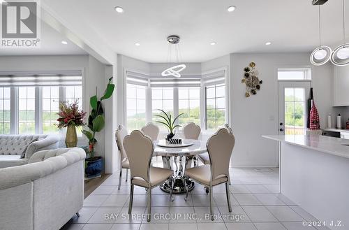 42 Marlene Johnston Drive, East Gwillimbury (Holland Landing), ON - Indoor Photo Showing Dining Room