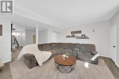 80 Allegra Drive, Wasaga Beach, ON - Indoor Photo Showing Living Room