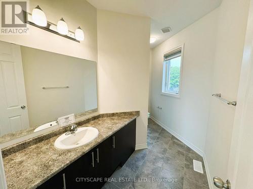 51 Sanford Circle, Springwater (Centre Vespra), ON - Indoor Photo Showing Bathroom