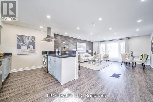 3338 Brandon Gate Drive, Mississauga, ON - Indoor