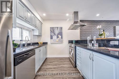 3338 Brandon Gate Drive, Mississauga, ON - Indoor Photo Showing Kitchen With Double Sink