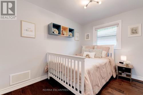 55 Culham Street, Oakville, ON - Indoor Photo Showing Bedroom