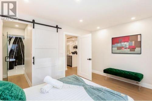 963 Sanford Drive, Burlington (Lasalle), ON - Indoor Photo Showing Bedroom