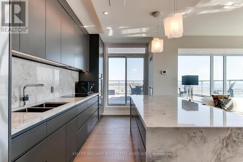 1002 - 90 Stadium Road, Toronto C01, ON - Indoor Photo Showing Kitchen With Double Sink With Upgraded Kitchen