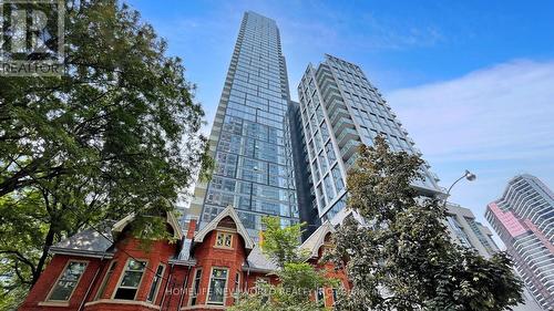 3306 - 3 Gloucester Street, Toronto (Church-Yonge Corridor), ON - Outdoor With Facade