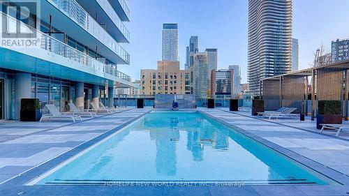 3306 - 3 Gloucester Street, Toronto (Church-Yonge Corridor), ON - Outdoor With In Ground Pool