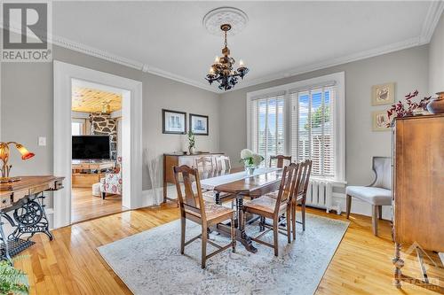 31 Jessie Street, Brockville, ON - Indoor Photo Showing Dining Room