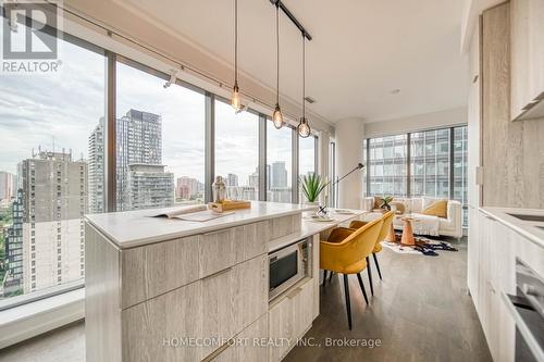 1702 - 5 St Joseph Street, Toronto, ON - Indoor Photo Showing Kitchen With Upgraded Kitchen