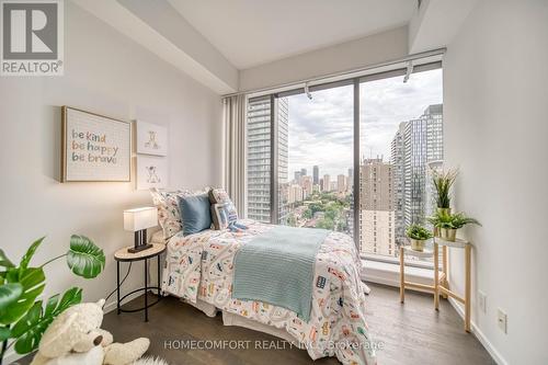 1702 - 5 St Joseph Street, Toronto, ON - Indoor Photo Showing Bedroom