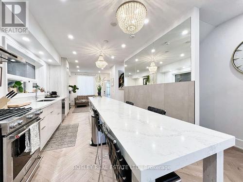 629 Shaw Street, Toronto, ON - Indoor Photo Showing Kitchen With Upgraded Kitchen