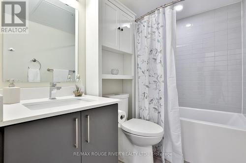 524 - 38 Monte Kwinter Court, Toronto C06, ON - Indoor Photo Showing Bathroom