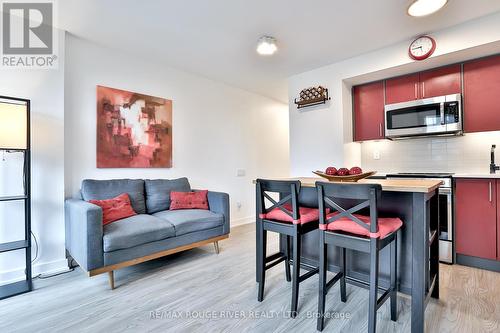 524 - 38 Monte Kwinter Court, Toronto (Clanton Park), ON - Indoor Photo Showing Kitchen