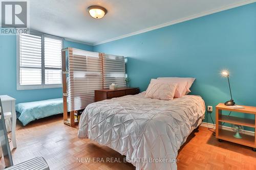 Ph5 - 5 Shady Golfway, Toronto, ON - Indoor Photo Showing Bedroom