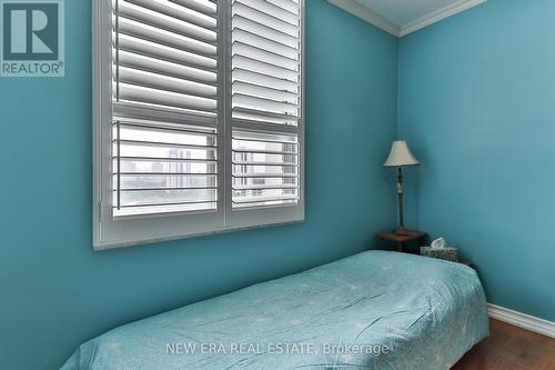 Ph5 - 5 Shady Golfway, Toronto (Flemingdon Park), ON - Indoor Photo Showing Bedroom