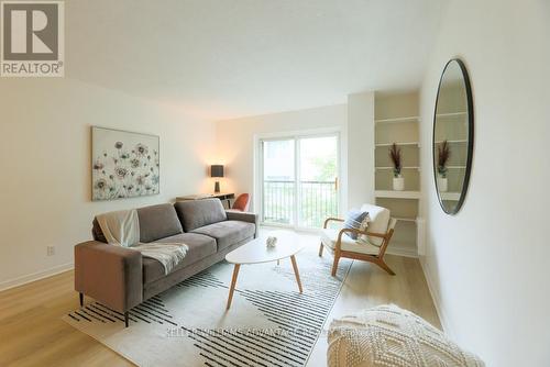 303 - 61 Main Street, Toronto, ON - Indoor Photo Showing Living Room