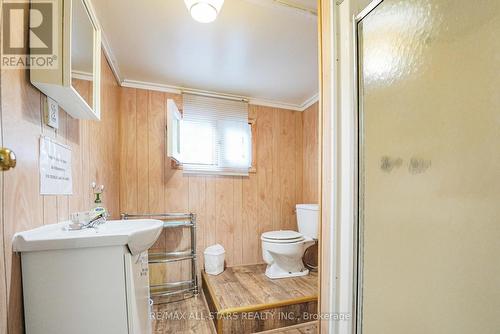 793 Kenstone Beach Road, Kawartha Lakes (Bobcaygeon), ON - Indoor Photo Showing Bathroom