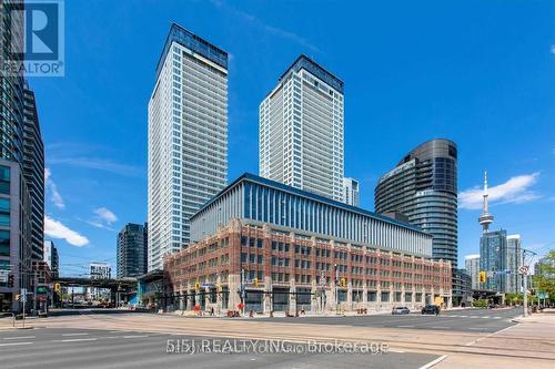 2215 - 17 Bathurst Street, Toronto, ON - Outdoor With Facade