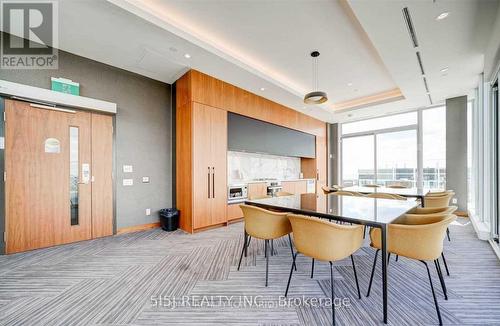 2215 - 17 Bathurst Street, Toronto, ON - Indoor Photo Showing Dining Room