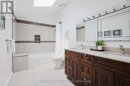 334 Cleveland Street, Toronto, ON - Indoor Photo Showing Bathroom