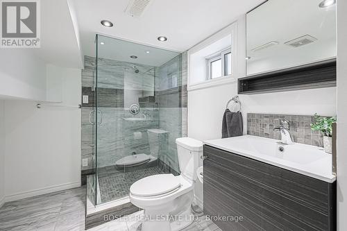 334 Cleveland Street, Toronto, ON - Indoor Photo Showing Bathroom