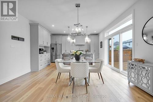 1345 Silverfox Drive, London, ON - Indoor Photo Showing Dining Room