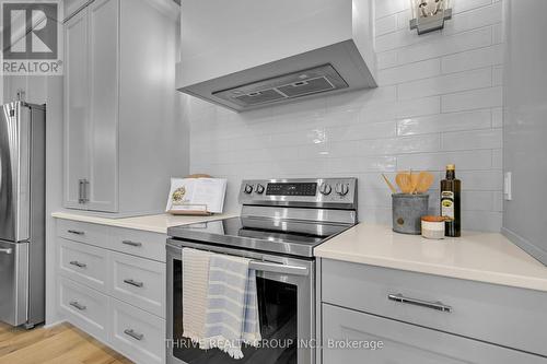 1345 Silverfox Drive, London, ON - Indoor Photo Showing Kitchen