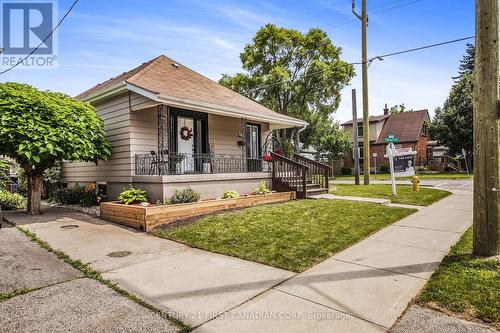 58 Mackay Avenue, London, ON - Outdoor With Deck Patio Veranda