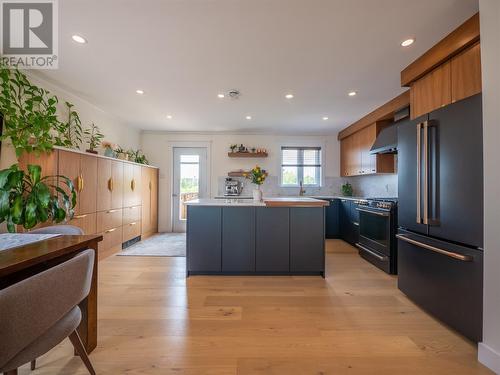 14 Butterworth Place, St. John'S, NL - Indoor Photo Showing Kitchen