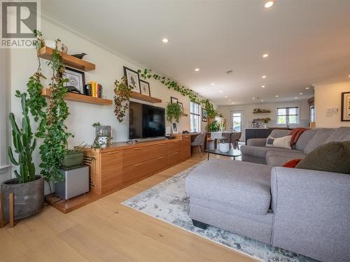 14 Butterworth Place, St. John'S, NL - Indoor Photo Showing Living Room