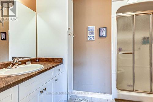 14 - 572 Thistlewood Drive, London, ON - Indoor Photo Showing Bathroom